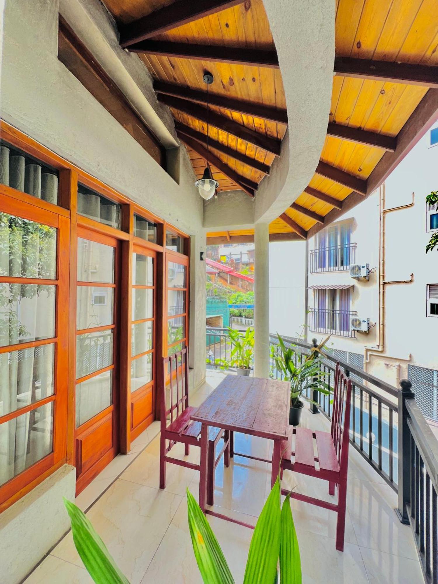 Malwaththa Mount Villa Kandy Exterior foto